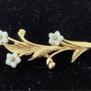 Trifari Gold and White Floral Brooch